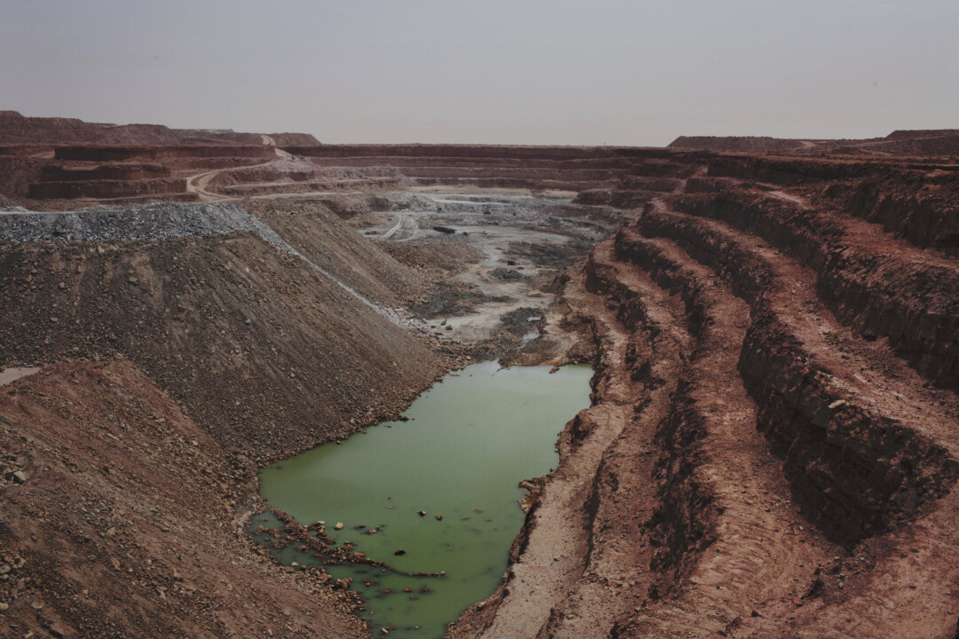 US Seals Big Uranium Investment in Niger, Two Years After Troops Left