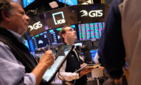 Oil Prices Tumble Under $100 per Barrel as Trump Hints at Reopening Talks With Iran