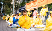 Falun Gong Practitioners Protest by Doing Tranquil Exercises Outside UN General Assembly