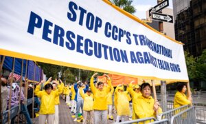 Rally Calls for End to CCP’s Persecution During Xi’s DC Visit; Judge Orders Trump to Temporarily Restore CNN, MS NOW, and Politico Access to White House