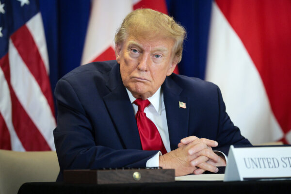 Trump Announces $15 Billion Steel Mill Project in Iowa