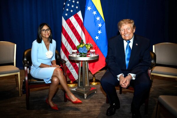 Trump Meets Venezuela’s Rodriguez in New York