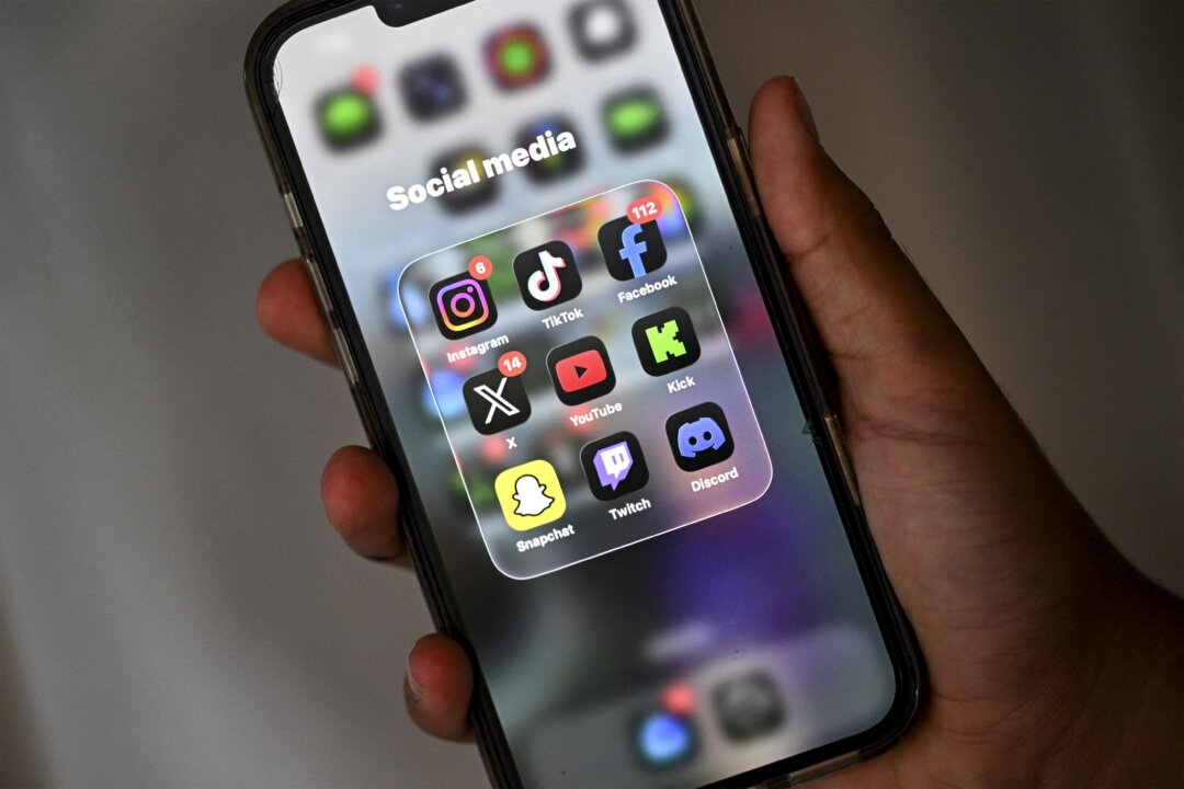 Cover image for US Embassy Warns Australia’s Social Media Reform Bill Would Facilitate Censorship