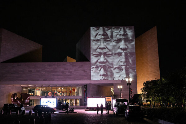 Faces of Prisoners of Conscience Light Up DC Buildings; US and China Extend Trade Truce  | NTD Good Morning (Sept. 24)