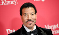 Lionel Richie Taking Break From Performing Following Heart Procedure