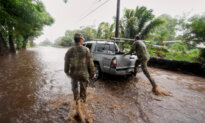Hurricane Nolo Skirts Hawaii but Could Still Unleash Powerful Winds, Flash Flooding