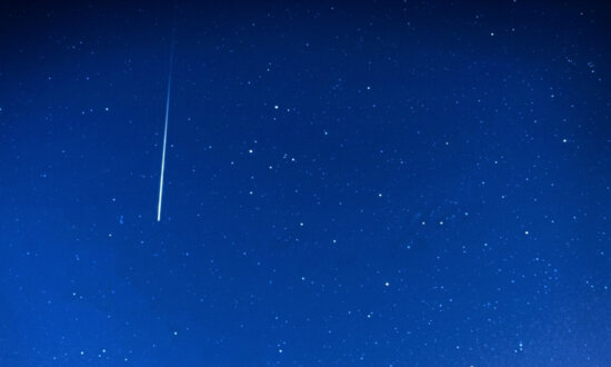 Twin Meteor Showers Will Glitz the Night Sky Around Halloween—One a Remnant of Halley’s Comet