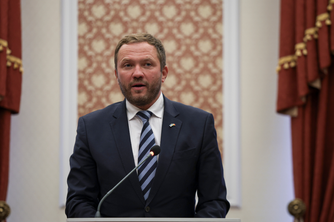 Russian Hybrid Attacks May Erode Western European Support for Ukraine, Says Estonia