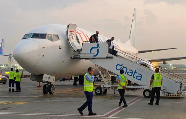 Israel-Bound Plane Diverts After Suspected Hijacking Attempt; Trump Plans 32 Days of Campaign Travel Before November Elections