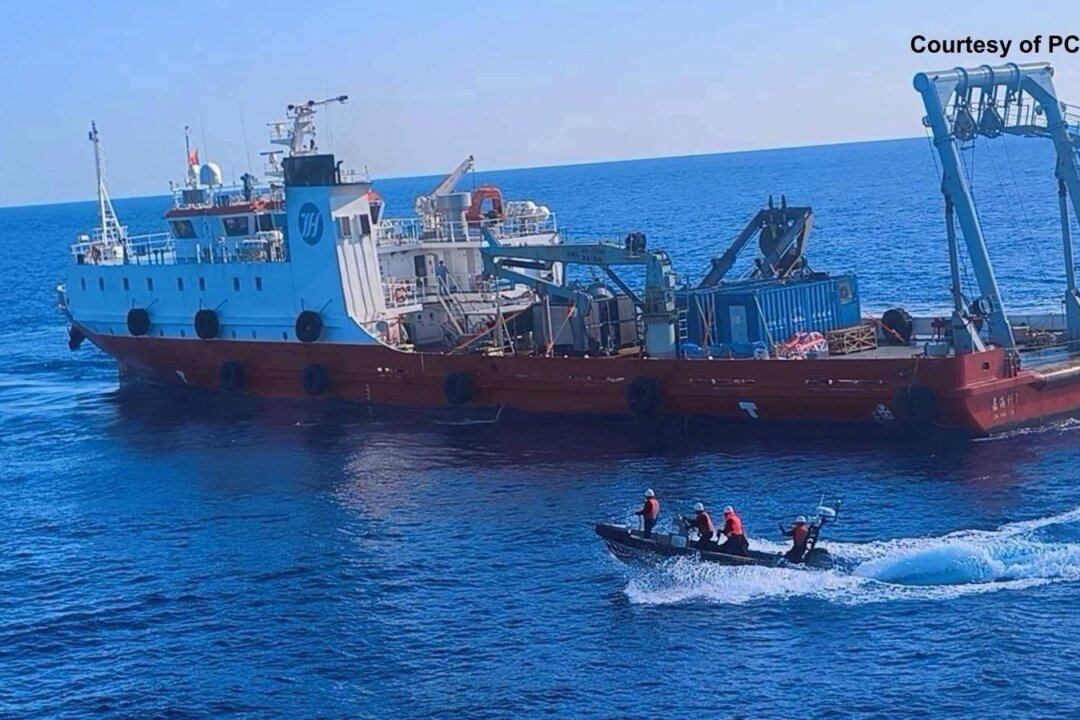 Philippines Drives Away Chinese Research Ship in Waters Near Taiwan