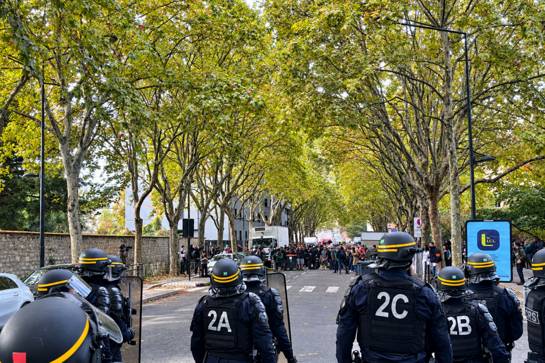 French School Blockades Turn Violent as Government Blames Hard-Left Party