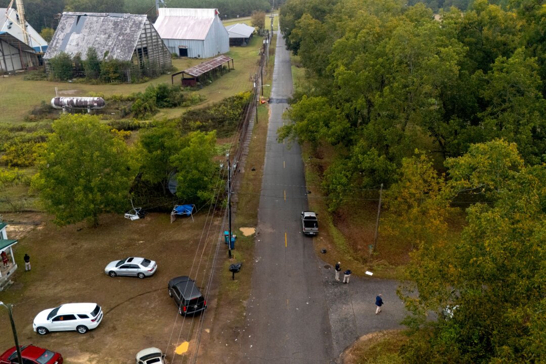 2 Killed, Dozens Hurt as Gunfire Erupts at Homecoming Block Party in South Georgia