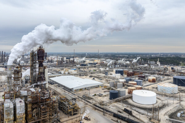 Supreme Court Questions Boulder’s Bid to Make Oil Companies Pay for Climate Change