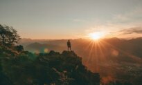 What Is True Wealth? Living a Wealthy Lifestyle on an Average Income.