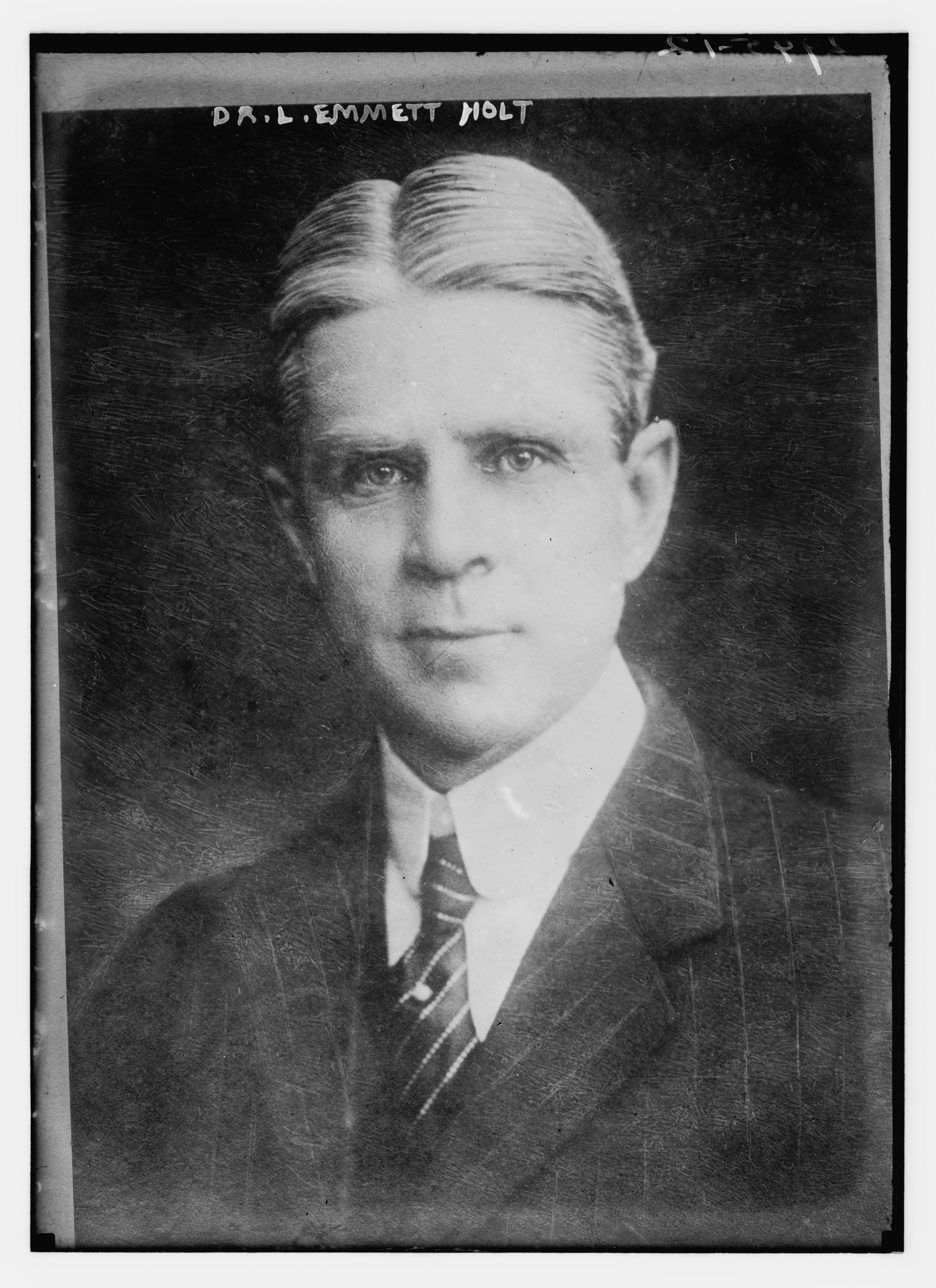Dr._L._Emmett_Holt_LCCN2014695071