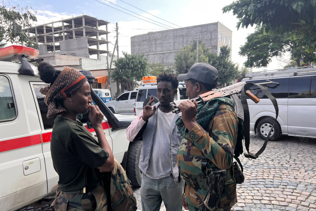Tensions Grow Between Ethiopia, Eritrea as Fighting Rages in Tigray