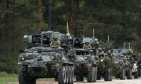 Trump Says He Will ‘Certainly Look at’ Establishing a US Base in Lithuania