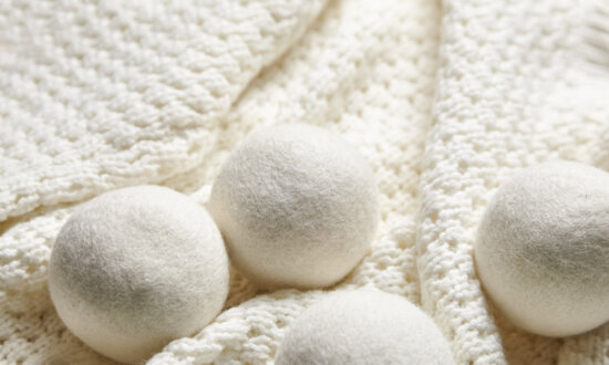 How to Use Wool Dryer Balls and Why You Should