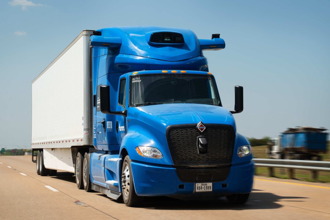 US Grants Safety Feature Exemption for Self-Driving Trucks