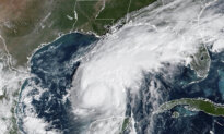 DeSantis Warns Florida Will Get ‘Dirty Side’ of Hurricane Isaias