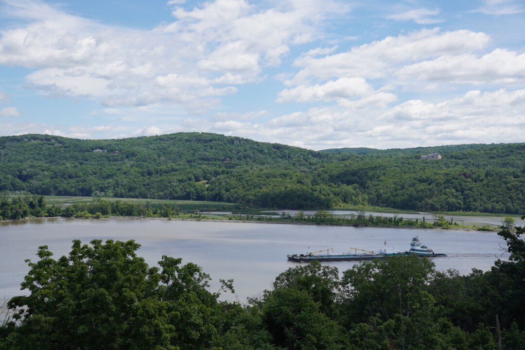 Congressman Pat Ryan Highlights Anchoring Ban on Hudson River