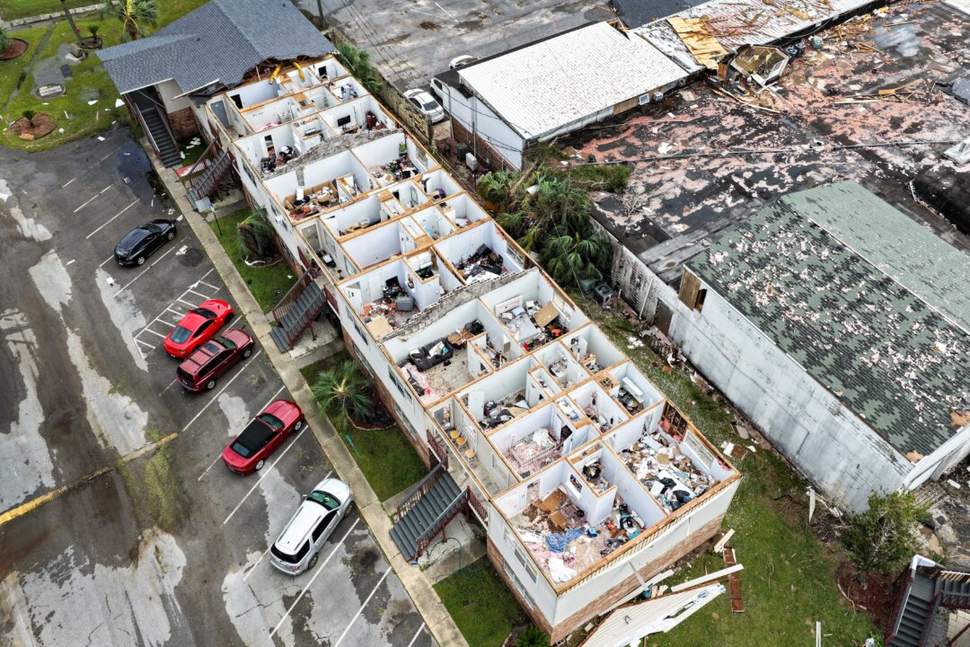 Volunteers Begin Recovery Efforts After Hurricane Isaias