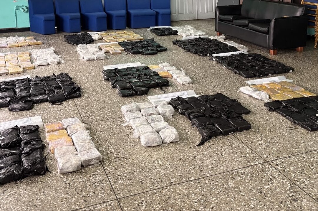 411 Marijuana Packages Valued at $3.7 Million Seized in Maritime Operation