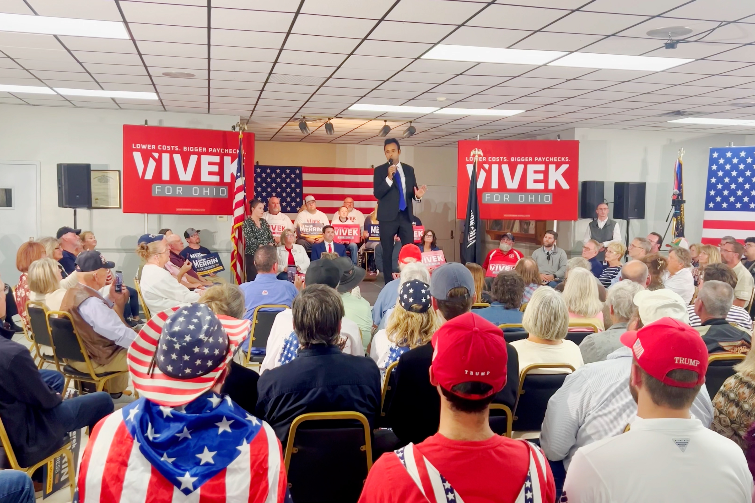 Ohio Early Voters Weigh In on Midterm Races