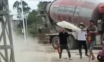 Locals Clash With Developer’s Workers in Southern Chinese Village Over Contested Land