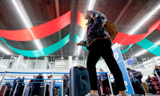 2026 Holiday Travel Cheat Sheet: How to Hack Airfares and Score Deals