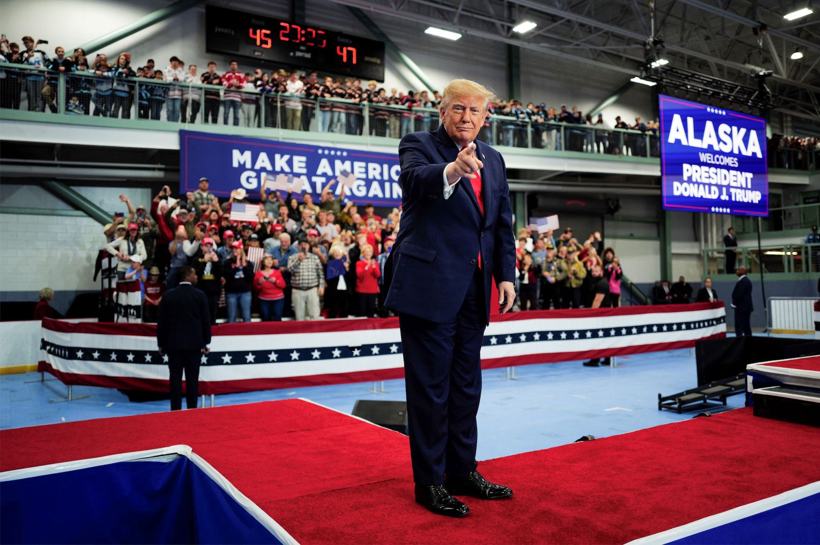 Trump Rallies in Alaska, Announces New Investment; U.S. Ambassador to Greece Kimberly Guilfoyle Resigns | NTD Good Morning (Oct. 14)