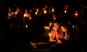 Oregon Community Holds Vigil to Mourn School Shooting Victims; JD Vance Campaigns in Michigan | NTD Good Morning (Oct. 16)