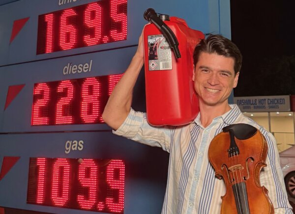 The Violinist Going Viral Providing an ‘Upper Class Experience’ at Petrol Stations
