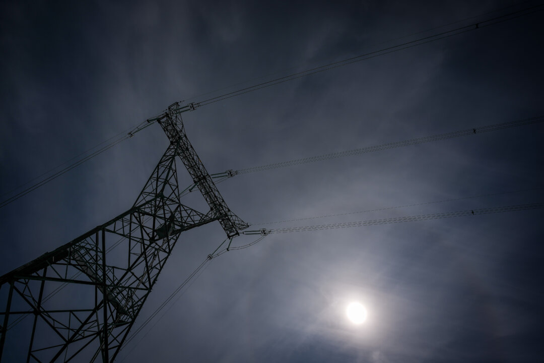 Hitachi Announces $479M Plan to Build Transformer Insulation Factory in London, Ont.