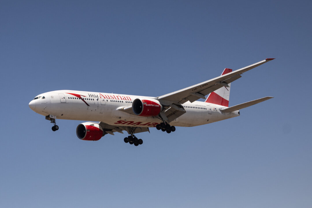 Austrian Airlines Flight From Tel Aviv Diverts to Sofia After ‘Threat’