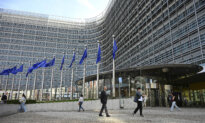 US Ambassador Warns EU of ‘Devastating’ Retaliation Over Tech Restrictions
