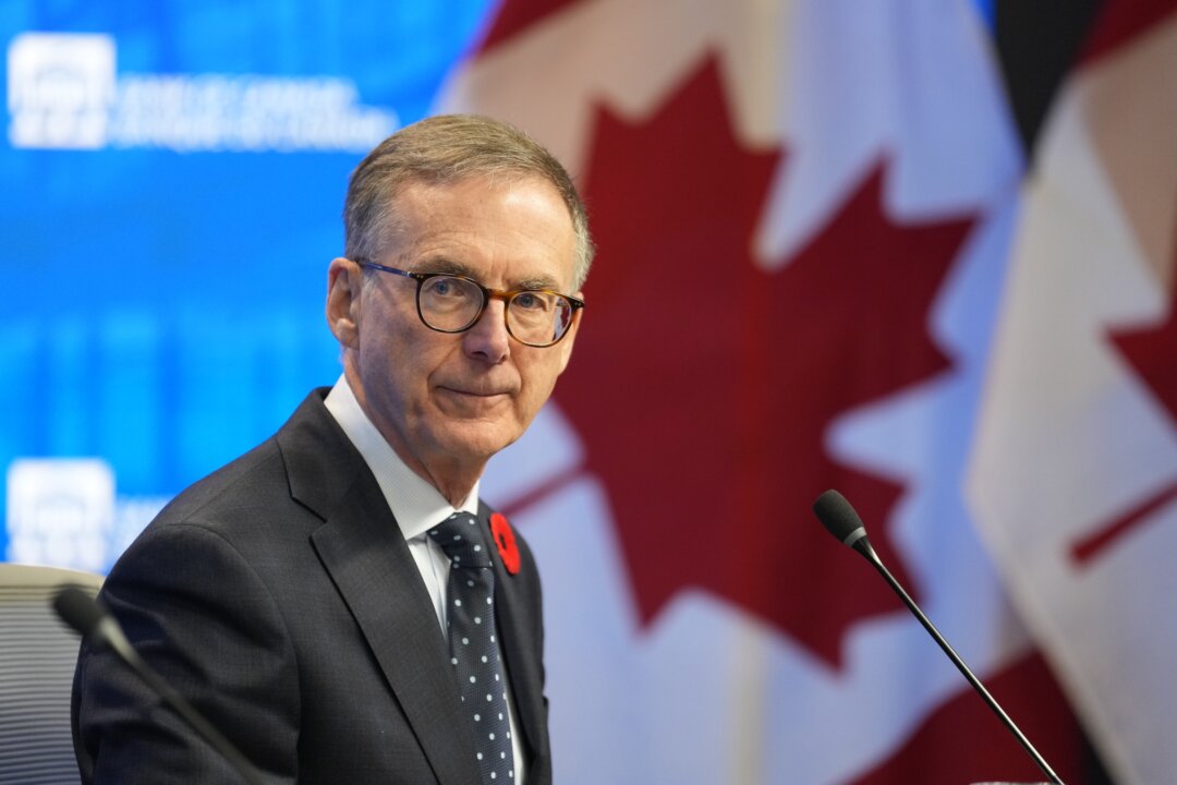 Bank of Canada Raises Key Rate to 2.5 Percent to Combat Inflation