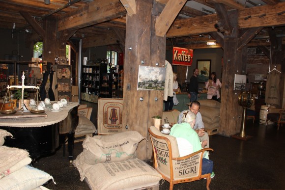 A warehouse converted into a café in Speicherstadt. (Wibke Carter)